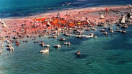 Vista Aérea da Cidade e Praia